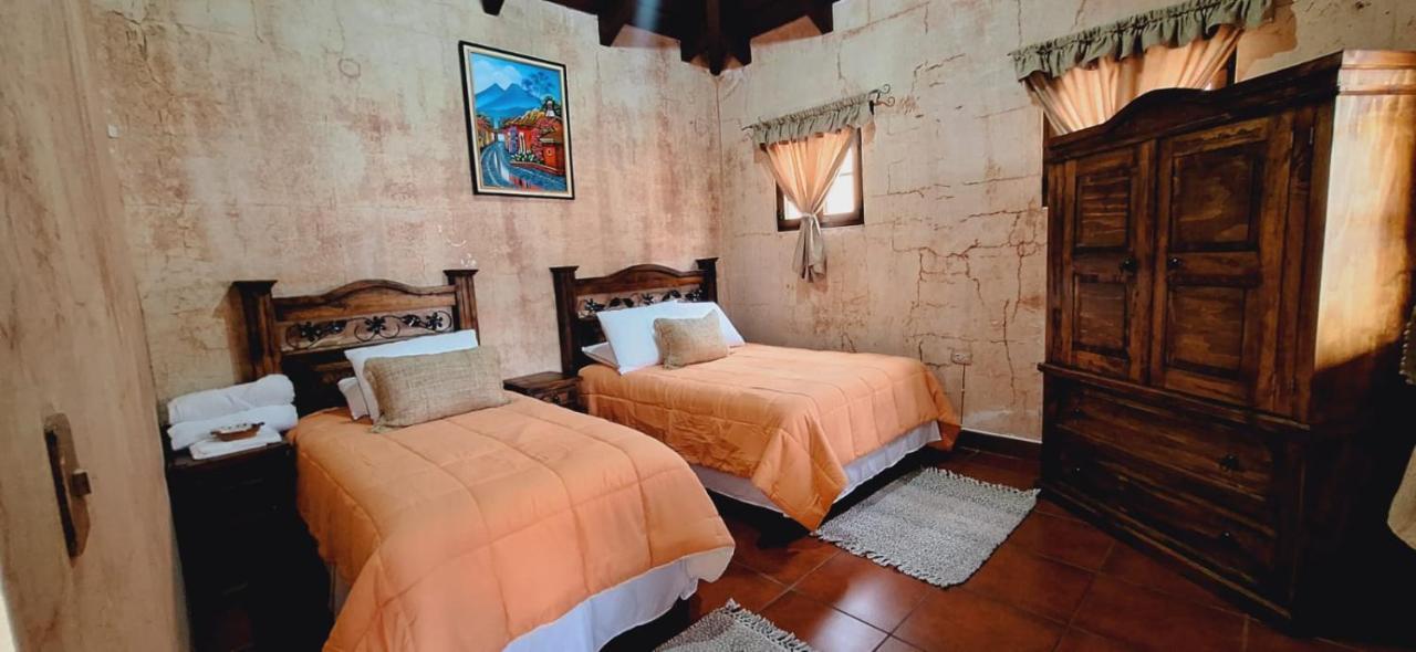 Hotel Boutique Casa Del Angel Antigua Bagian luar foto
